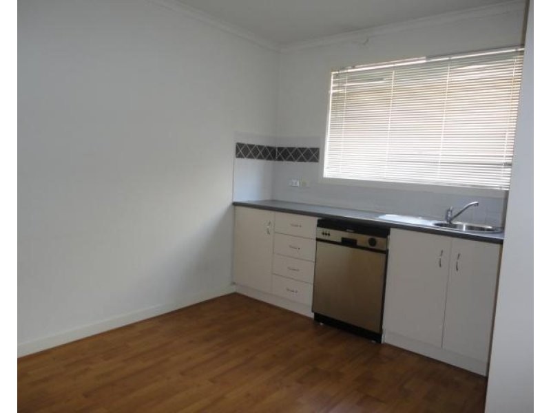 6/9 Churchill Avenue, Maidstone VIC 3012