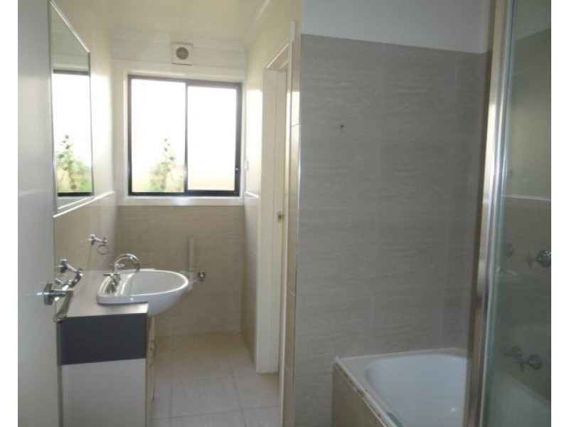 6/9 Churchill Avenue, Maidstone VIC 3012