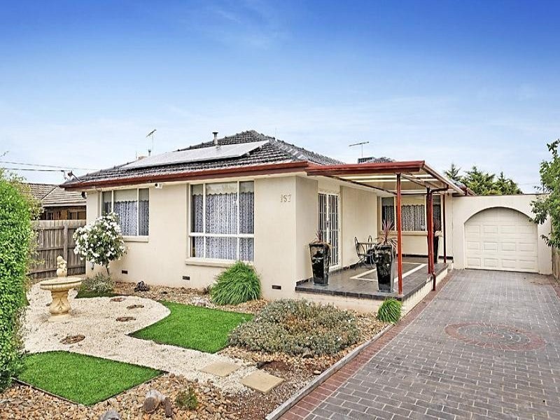 157 Victory Road, Airport West VIC 3042