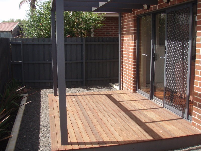 2/83 Graham Street, Sunshine VIC 3020