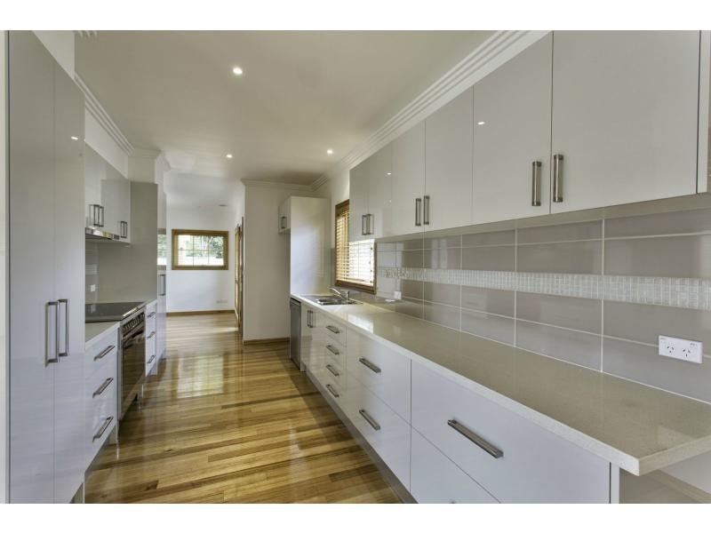 3/24 Wingara Avenue, Keilor East VIC 3033