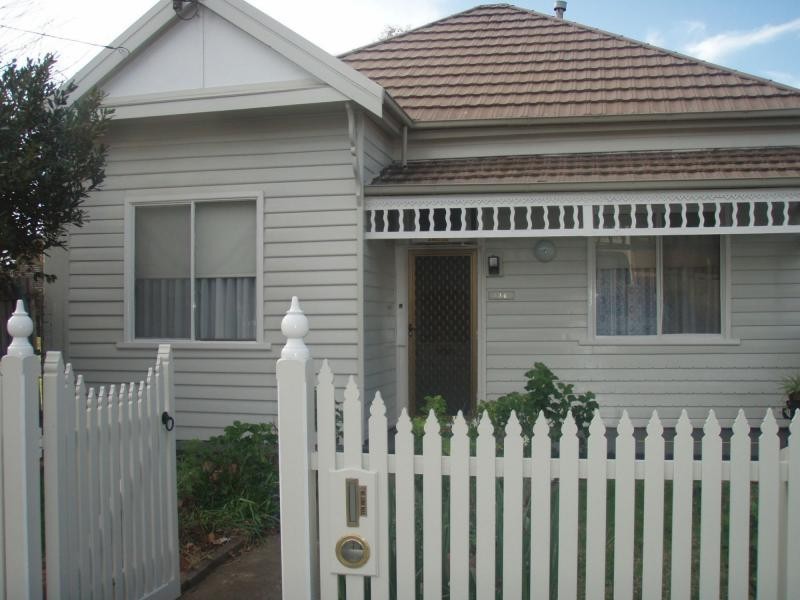 136 Eglinton Street, Moonee Ponds VIC 3039