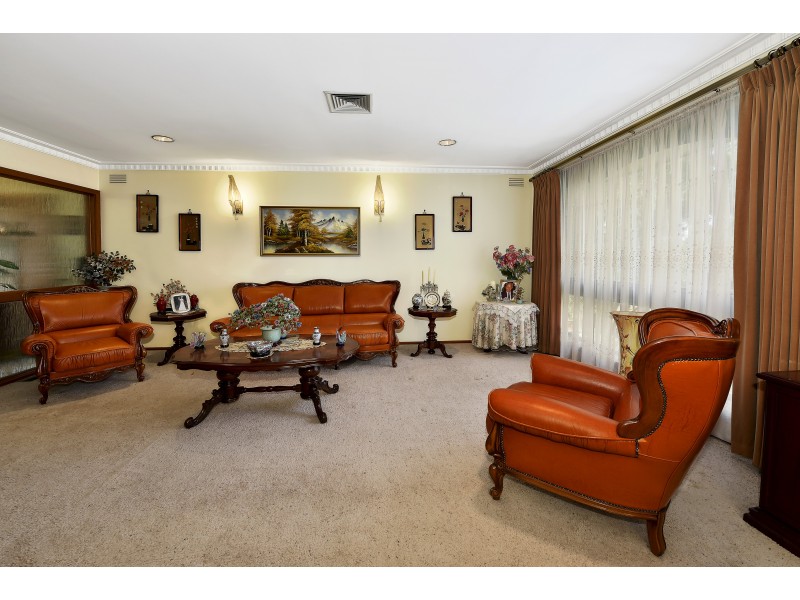 2 Russelton St, Keilor Park VIC 3042