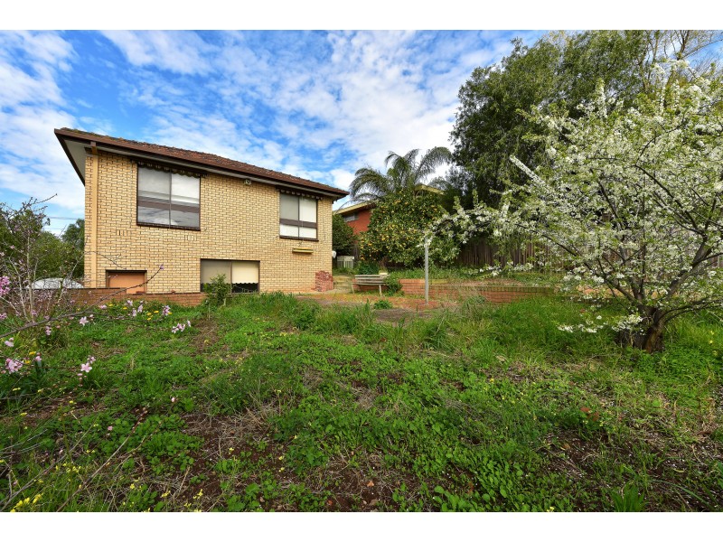 2 Russelton St, Keilor Park VIC 3042