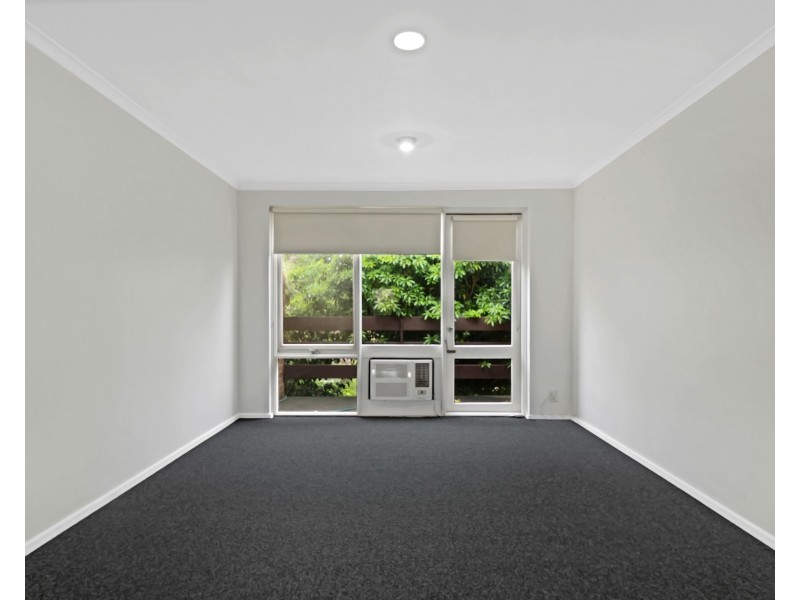 4/18 Raleigh St, Essendon VIC 3040