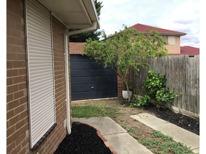 13 Grantchester Ave, Keilor East VIC 3033