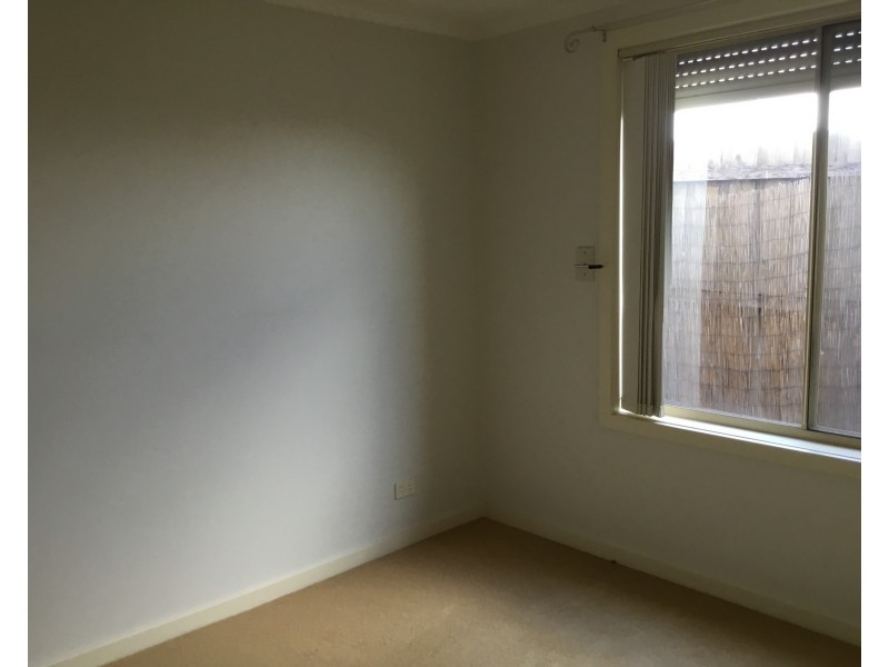 12 Englewood Ct, Hillside VIC 3037