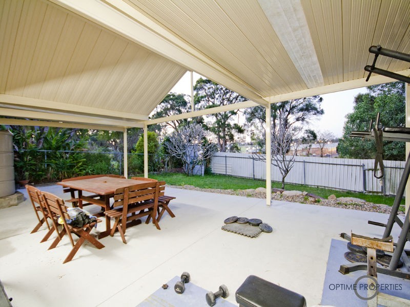 48 Galleon Street, Jamboree Heights QLD 4074