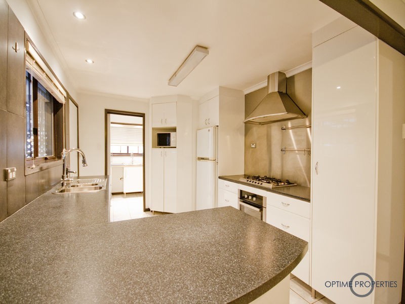 48 Galleon Street, Jamboree Heights QLD 4074