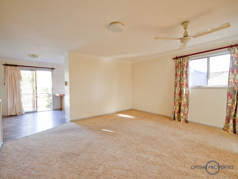83 Dandenong Road, Jamboree Heights QLD 4074