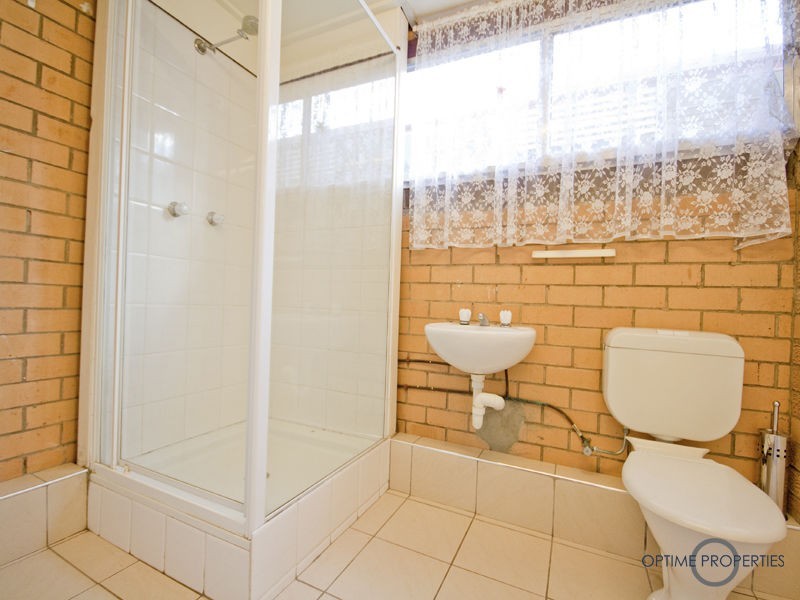 83 Dandenong Road, Jamboree Heights QLD 4074