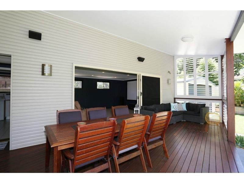 14 Jackson Street, Eastern Heights QLD 4305