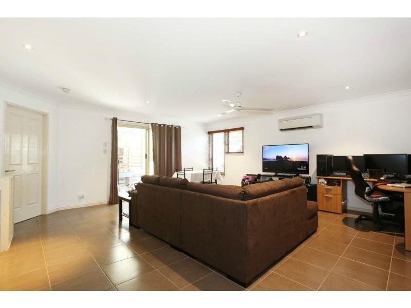 14 Jackson Street, Eastern Heights QLD 4305