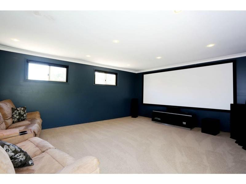 14 Jackson Street, Eastern Heights QLD 4305