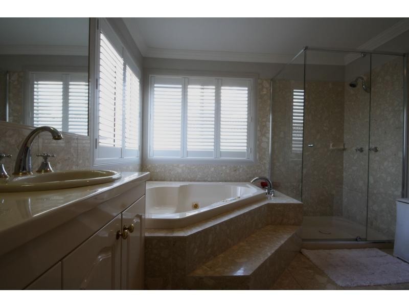 20 Debussy Place, Mount Ommaney QLD 4074