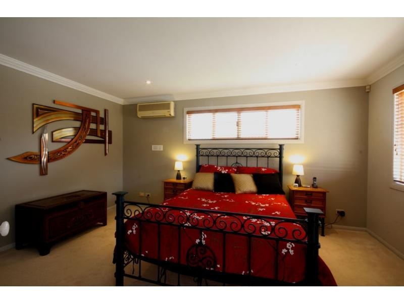 20 Debussy Place, Mount Ommaney QLD 4074