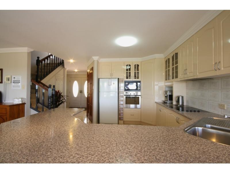 20 Debussy Place, Mount Ommaney QLD 4074