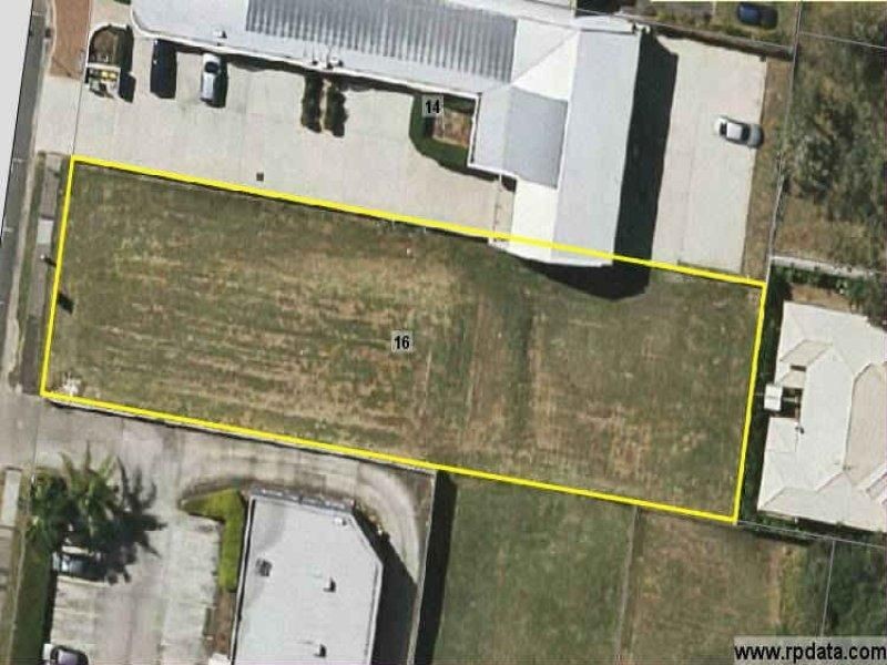 16 South Station Road, Booval QLD 4304