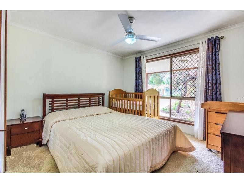 21 Dove Tree Crescent, Sinnamon Park QLD 4073