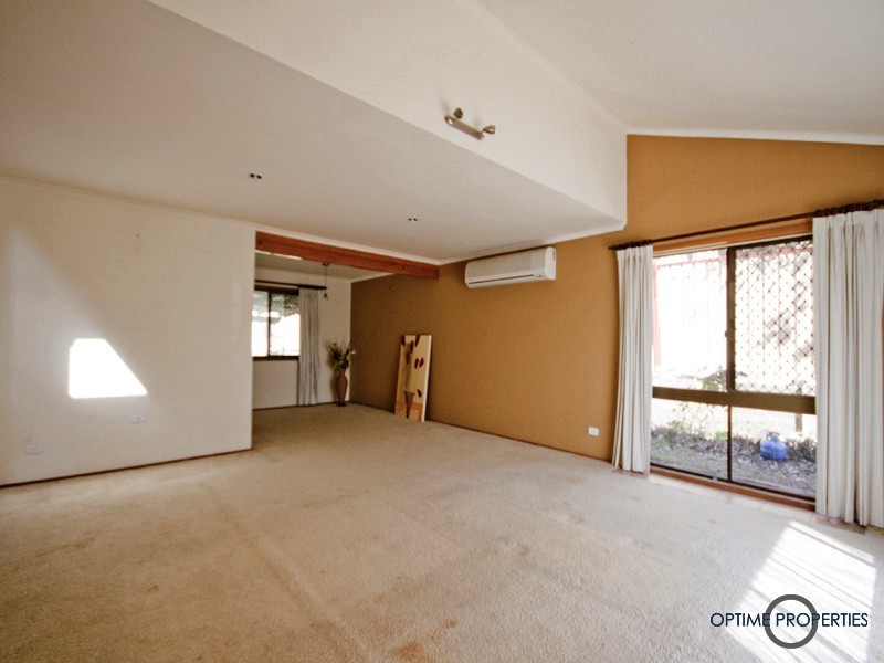 16 Narona Street, Middle Park QLD 4074