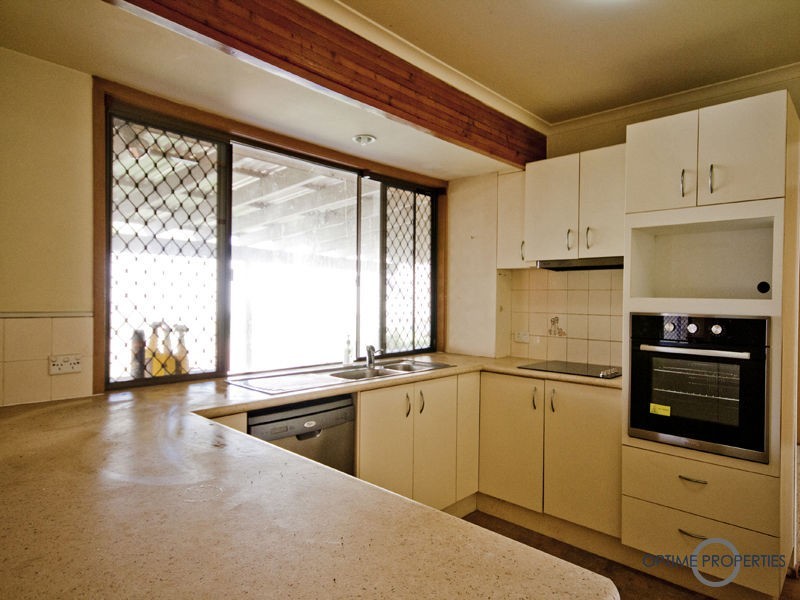 16 Narona Street, Middle Park QLD 4074