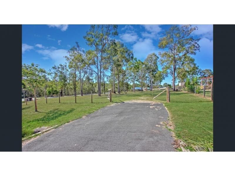 2-4 Laurina Drive, New Beith QLD 4124