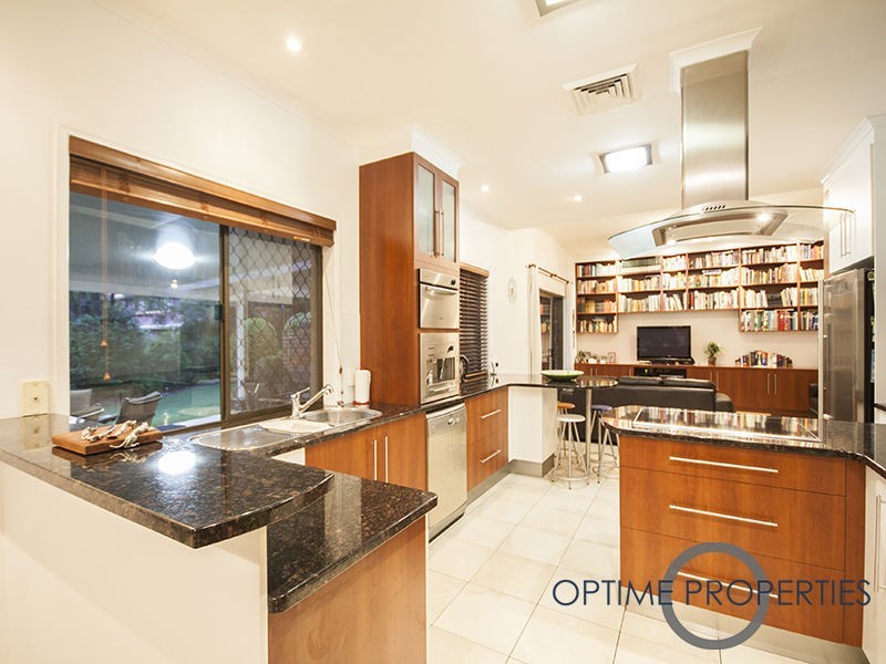 3 McKellar Court, Mount Ommaney QLD 4074