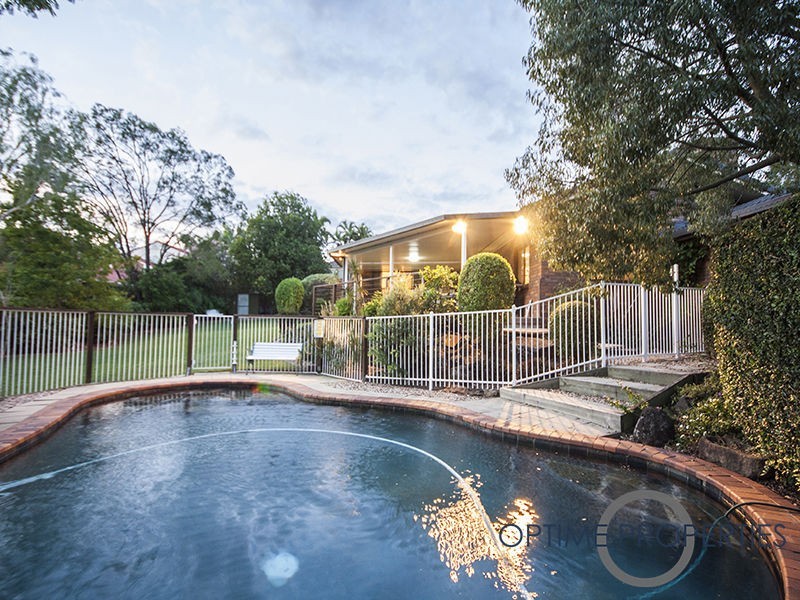 3 McKellar Court, Mount Ommaney QLD 4074