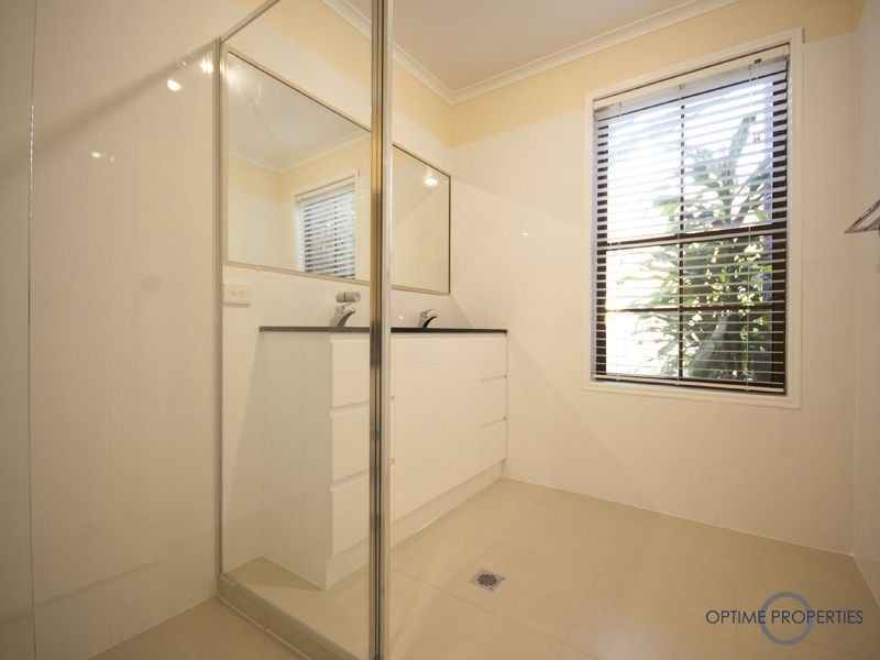 3 McKellar Court, Mount Ommaney QLD 4074