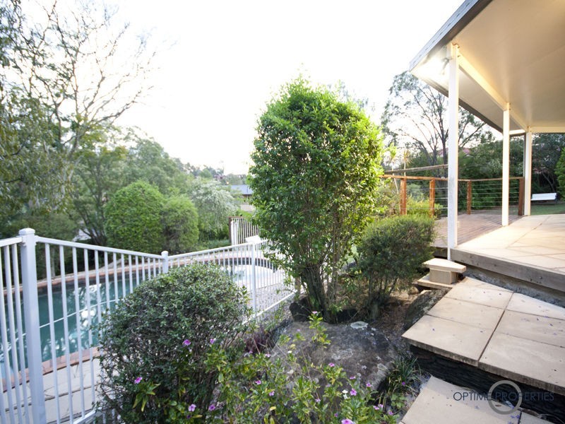 3 McKellar Court, Mount Ommaney QLD 4074