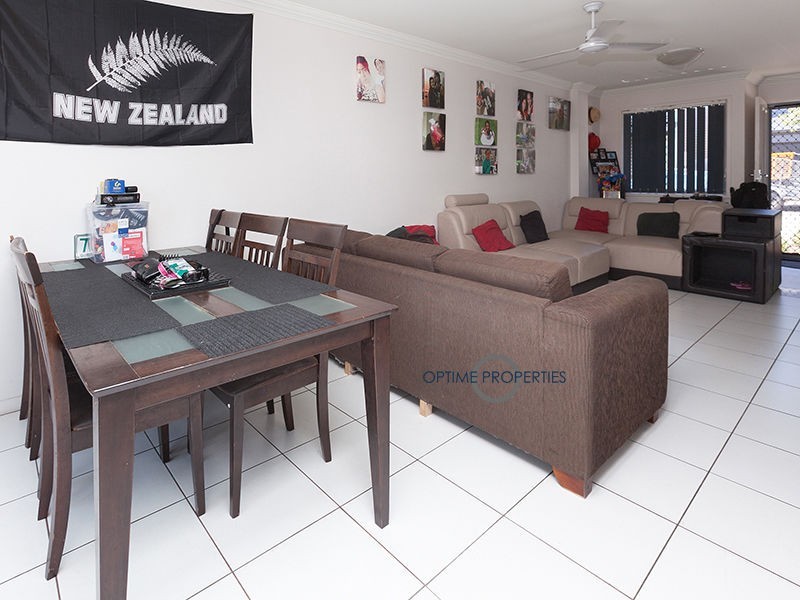 32/266 Henty Drive, Redbank Plains QLD 4301