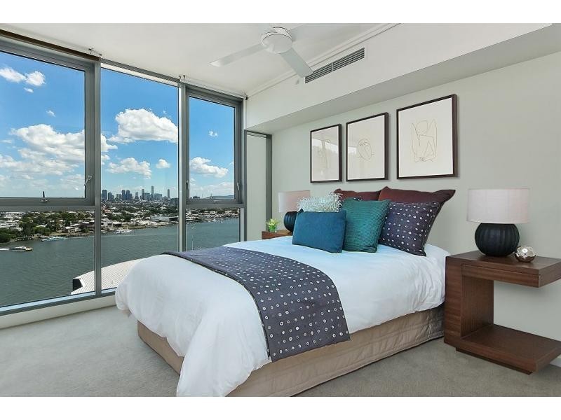 11706/ 8 Harbour Road, Hamilton QLD 4007