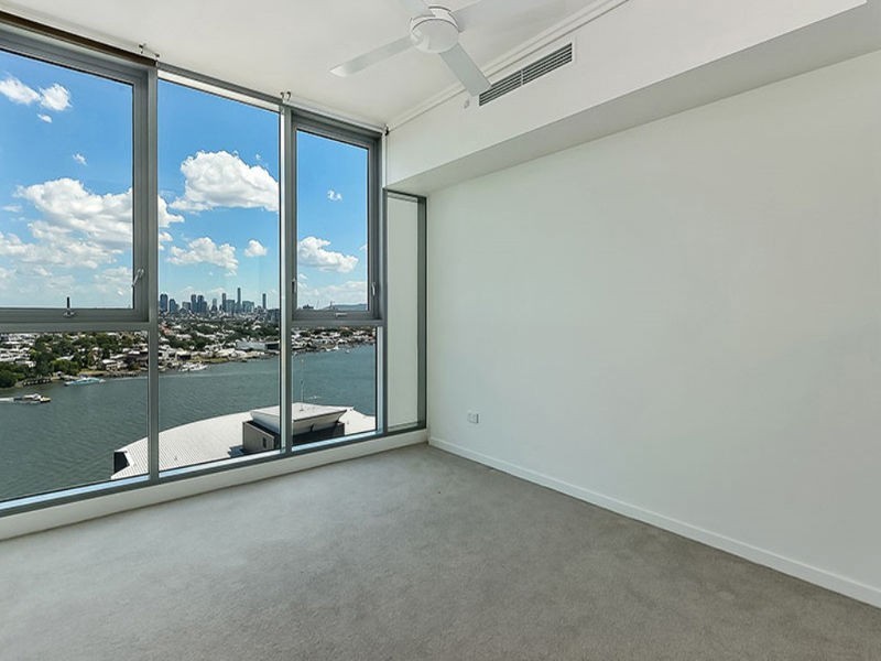 11706/ 8 Harbour Road, Hamilton QLD 4007