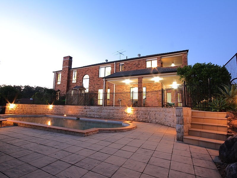 Mount Ommaney QLD 4074