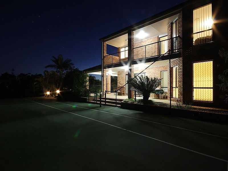 Mount Ommaney QLD 4074