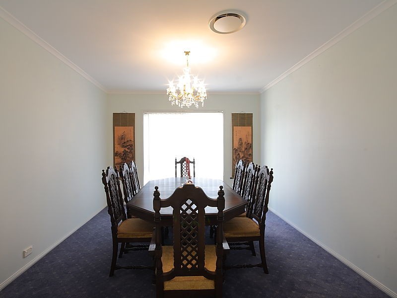 Mount Ommaney QLD 4074