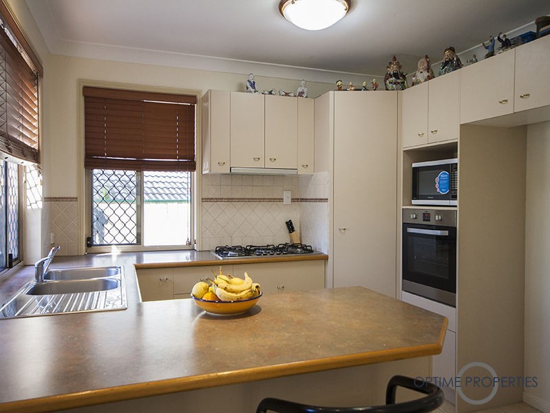 74 Dewsbury Street, Middle Park QLD 4074