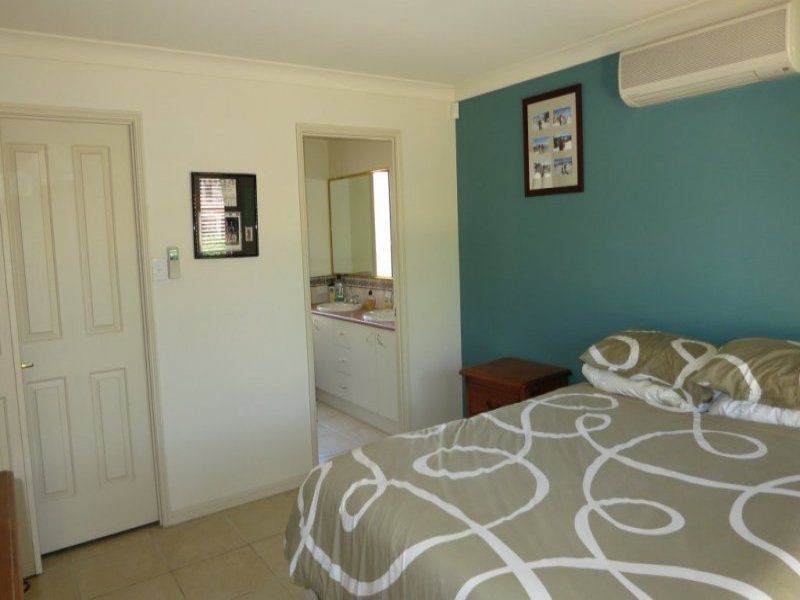 74 Dewsbury Street, Middle Park QLD 4074