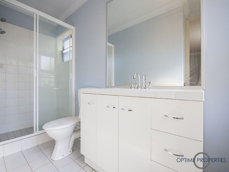 6 Halyard Street, Jamboree Heights QLD 4074