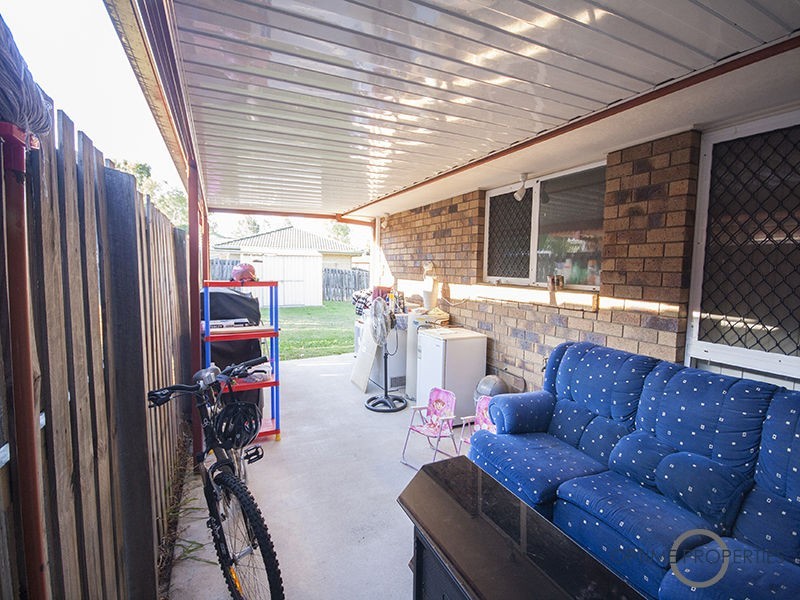 2/6 Mooney Close, Goodna QLD 4300