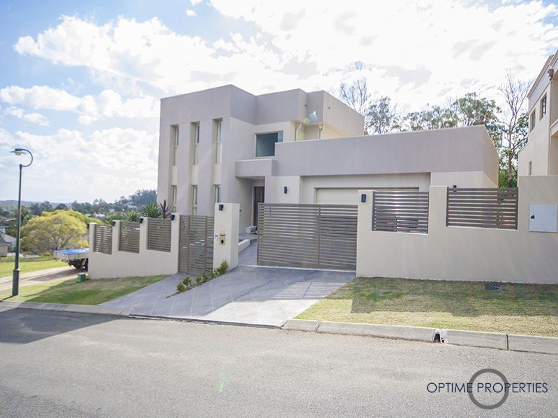 Mount Ommaney QLD 4074