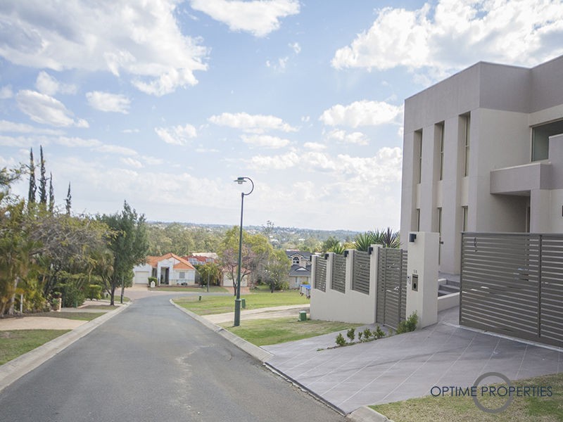 Mount Ommaney QLD 4074