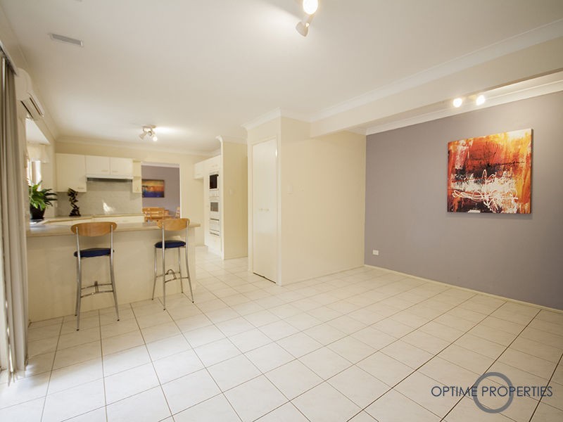 28 Baronga Street, Middle Park QLD 4074