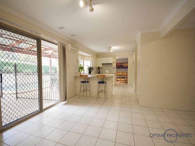 28 Baronga Street, Middle Park QLD 4074