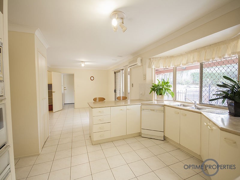 28 Baronga Street, Middle Park QLD 4074