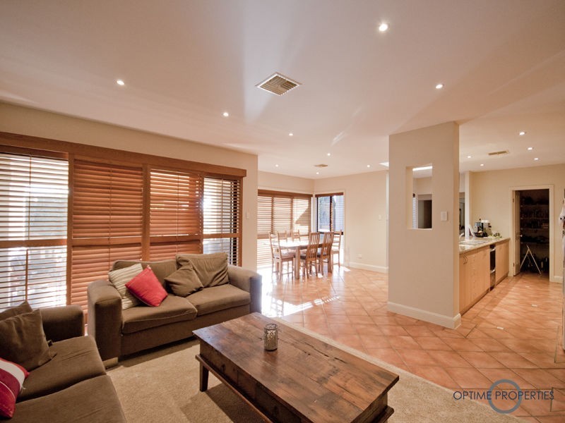 12 Cowal Close, QLD, Westlake QLD 4074