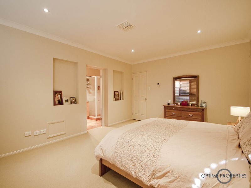 12 Cowal Close, QLD, Westlake QLD 4074