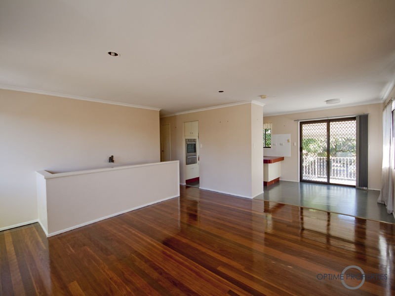 44 Dandenong Road, Jamboree Heights QLD 4074