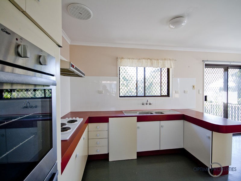 44 Dandenong Road, Jamboree Heights QLD 4074
