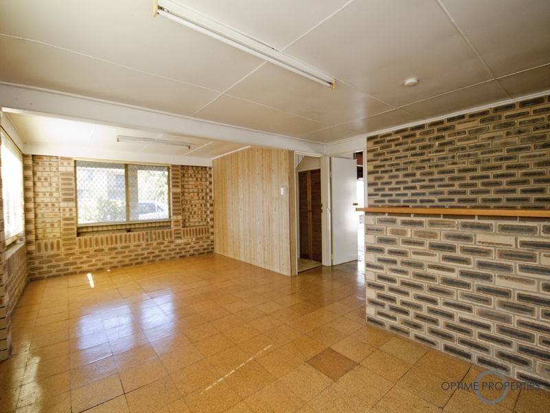44 Dandenong Road, Jamboree Heights QLD 4074